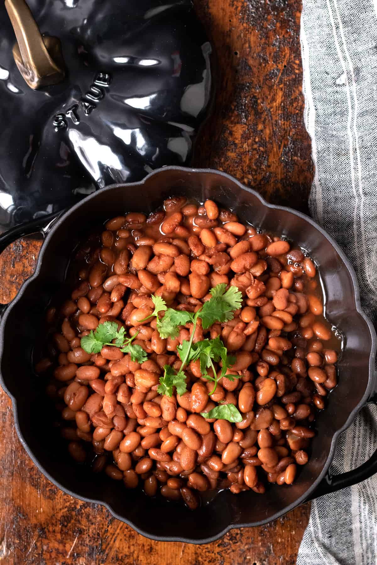pinto beans cooked in cast iron pot