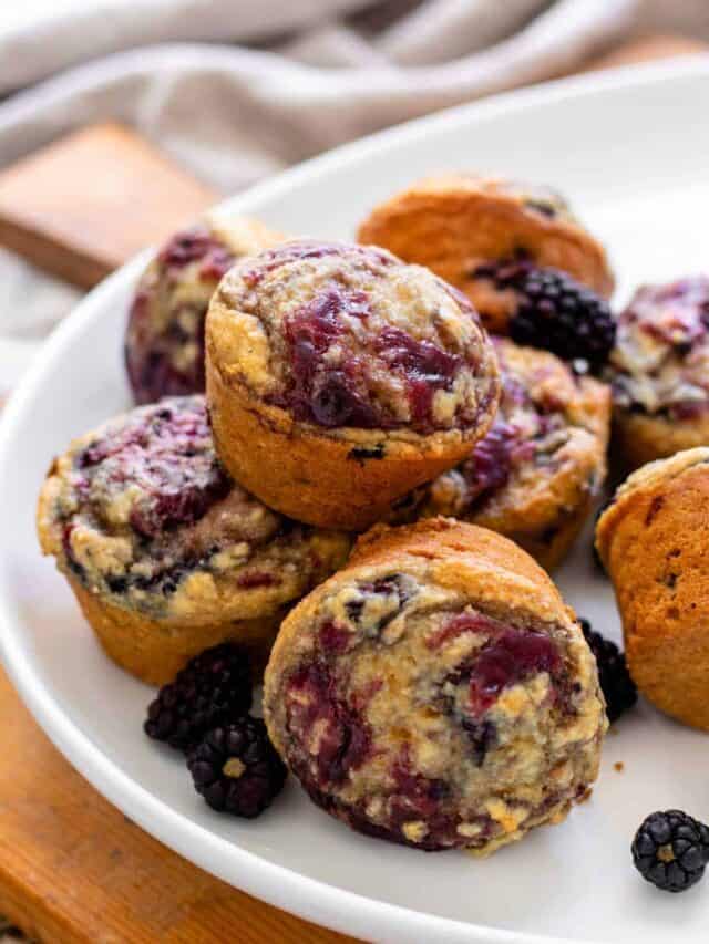 Healthy Vegan Blackberry Muffins