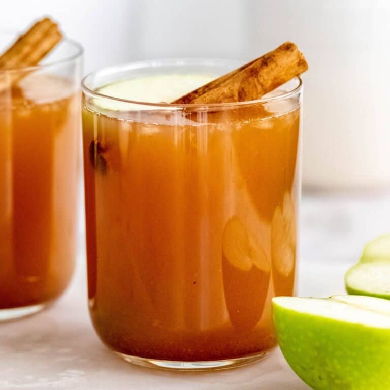 How to Make Hot Apple Cider (Non-Alcoholic)