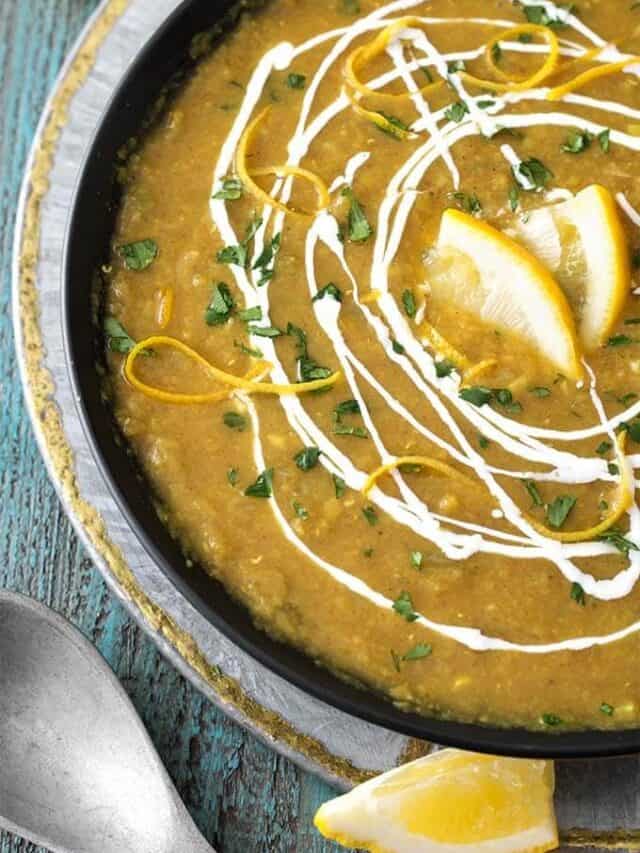 https://homecookedroots.com/wp-content/uploads/2023/08/instant-pot-red-lentil-curry-soup-2-640x853.jpg